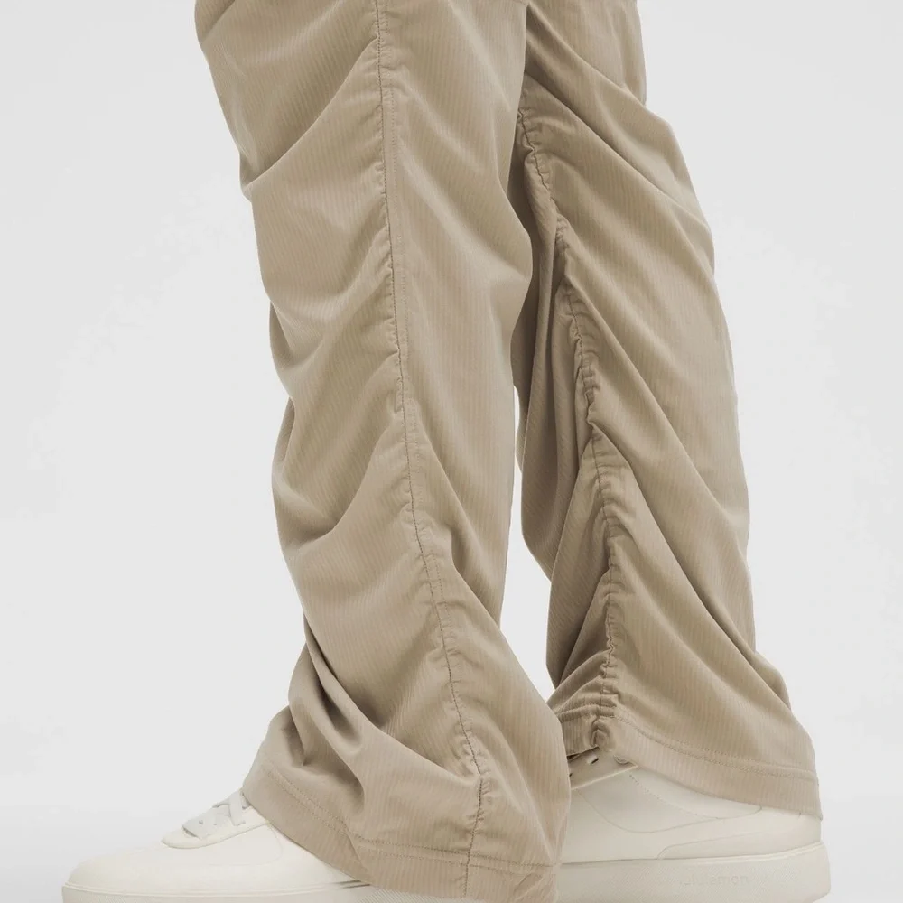 NWT Lululemon Dance Studio Slim-Fit High-Rise Flared Pant Sheer Oak - Picture 6 of 6